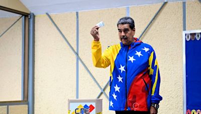 Amid overwhelming desire for change, Venezuelans turn out to vote for president Sunday