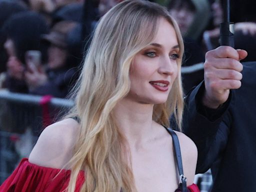 Nach Scheidung von Joe Jonas: Sophie Turner zeigt neuen Partner