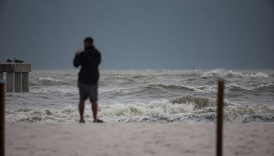 Tropical Storm Debby impacts Lee County. Flooding at Fort Myers Beach. Watches, warnings.