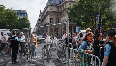 JO 2024: la mairie demande au préfet de police de revoir les barrières dans le centre de Paris