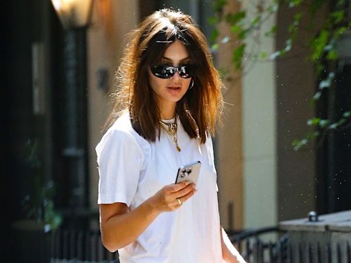 Emily Ratajkowski Wore Fall's Biggest Boot Trend With Micro Shorts for a Flight