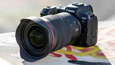 傳 Canon EOS R5 II、EOS R1 本月 17 日發表，R5 II 連拍規格媲美 R3！ - DCFever.com