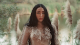 Noah Cyrus Releases New Album, ‘I Just Want a Lover’ Video