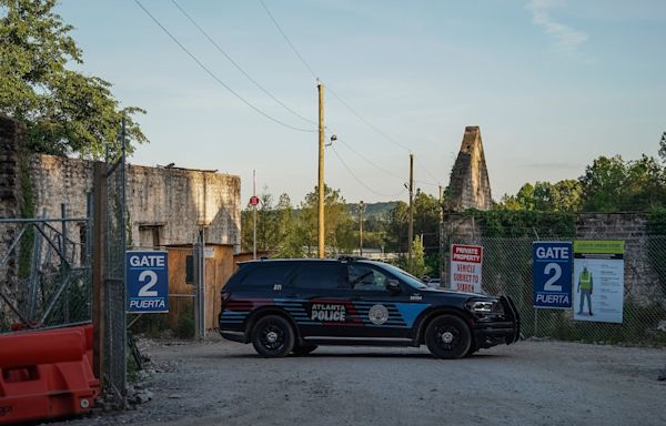 3 Atlanta police officers shot during response to call