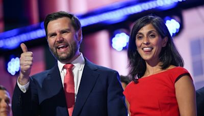 Oraciones por J.D. Vance en la aldea ancestral de su esposa en India