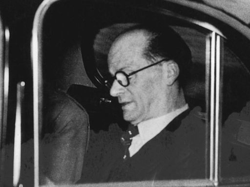 New evidence 'proves' innocent man was hanged for Rillington Place murders