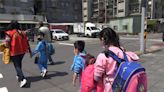 馬路太危險！ 最新調查曝：7成以上家長不願讓小孩自行上下學