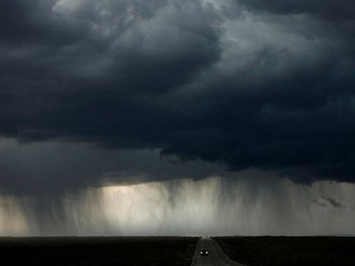 Severe weather season starting in Colorado, do you know the difference between a thunderstorm watch & warning?