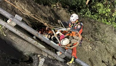 台9線禁行時段擅開閘門通行 小客車墜南澳邊坡4人送醫