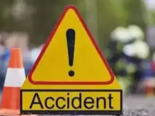 19-year-old killed as car speeding on wrong side hits motorbike in Pune; driver held | Pune News - Times of India