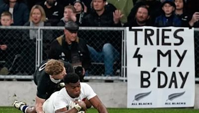 New Zealand 16-15 England: first rugby union Test – as it happened