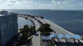 Empieza primera fase del proyecto en Rickenbacker Causeway meses después del caos vial