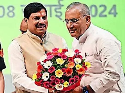 Bizarre twist: 6-time Madhya Pradesh Congress MLA turns BJP minister twice in 15 minutes | Bhopal News - Times of India