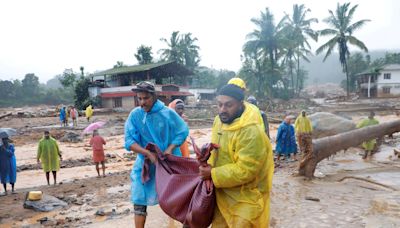 Tragedia en India: murieron al menos 49 personas por aludes provocados por lluvias torrenciales