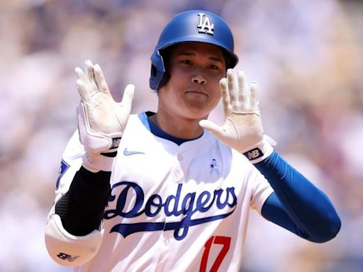 Shohei Ohtani saved from dangerous foul ball after Dodgers bat boy makes tremendous catch | Sporting News Canada