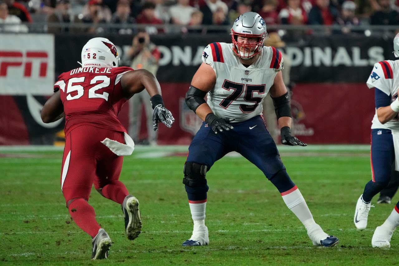 Patriots release former starting tackle