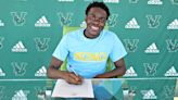 Vicksburg High baseball player Chris Green signs with Southern University-New Orleans - The Vicksburg Post