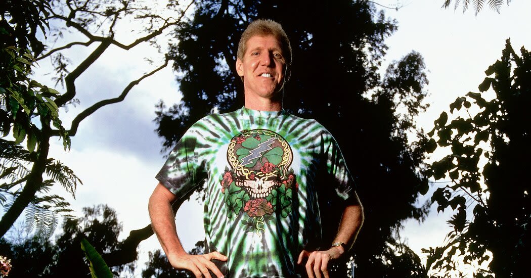 Bill Walton’s Long, Special Relationship With the Grateful Dead