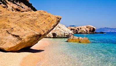 Cette incroyable plage de Sardaigne aux eaux cristallines est la plus belle d'Europe selon des experts du voyage