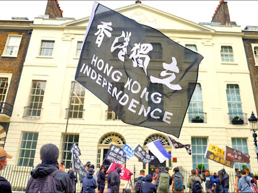 香港間諜案暴露中國監視 在英港人集體焦慮