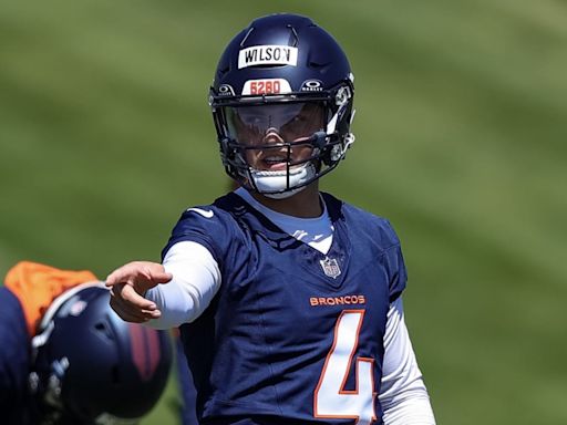 NFL Execs Tout Broncos QB Zach Wilson's Big Advantage in Camp Battle