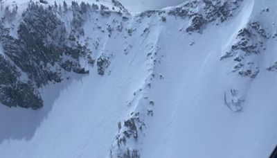 Recuperan los cuerpos de dos esquiadores muertos en una avalancha en EEUU