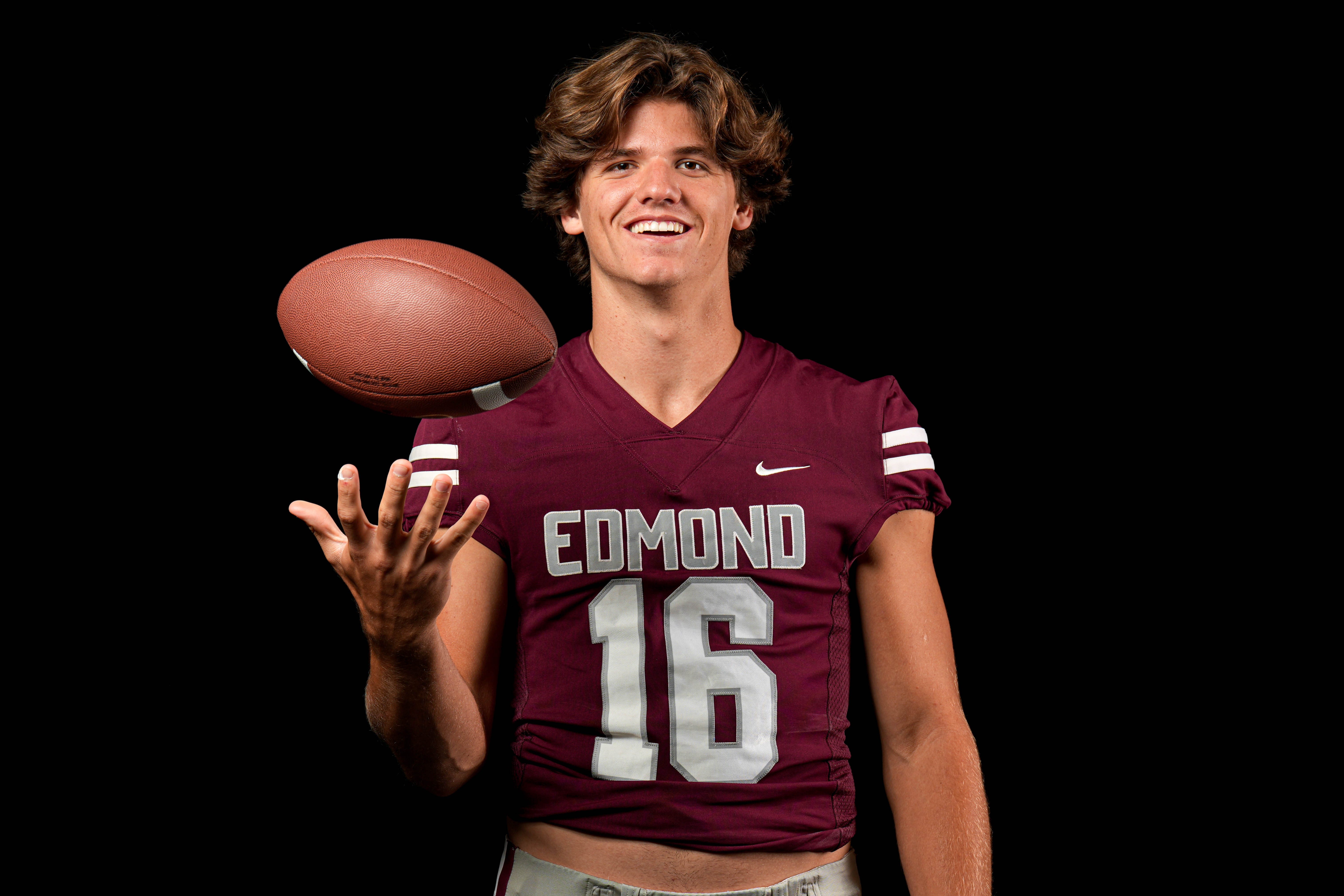 The Oklahoman's Super 30: How Kansas commit David McComb 'adjusted' at Edmond Memorial