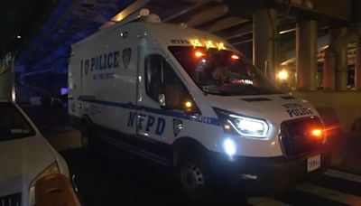 NYPD officer shoots machete-wielding man in Mott Haven