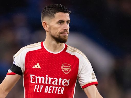 Jorginho signs new Arsenal contract