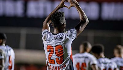 Vitória vence o Atlético Mineiro e deixa a zona de rebaixamento da Série A