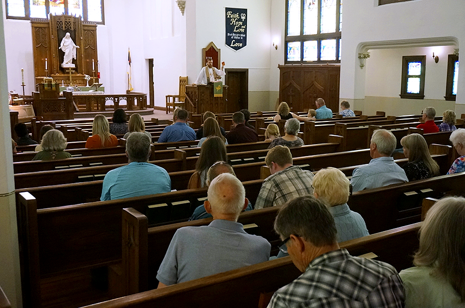 Lutherans in Tim Walz’s Minnesota put potlucks before politics