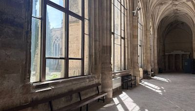 VIDEO| La 9ª Carrera Noctuna Monumental Cadena SER atravesará el claustro de la Catedral de Palencia