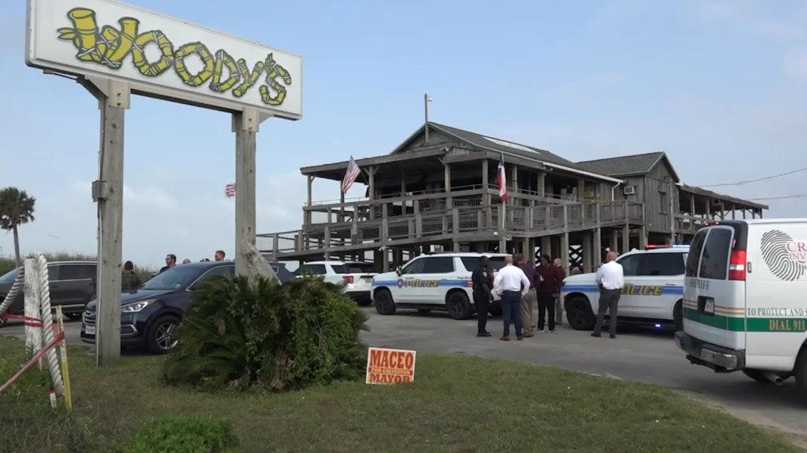 Galveston PD: Suspect killed in shootout with officers at popular bar