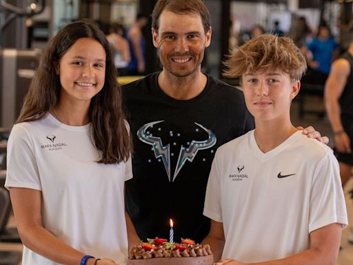 Nadal comemora em casa aniversário de 38 anos - TenisBrasil