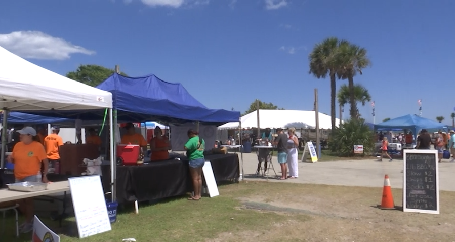 Annual Smoke on the Beach Festival brings out thousands to taste and see BBQ competition
