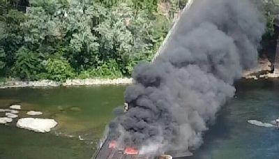 Fire breaks out on railroad bridge at Harpers Ferry