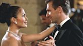 La comedia romántica criticada por Ralph Fiennes que ayudó a ocultar la relación entre JLo y Ben Affleck