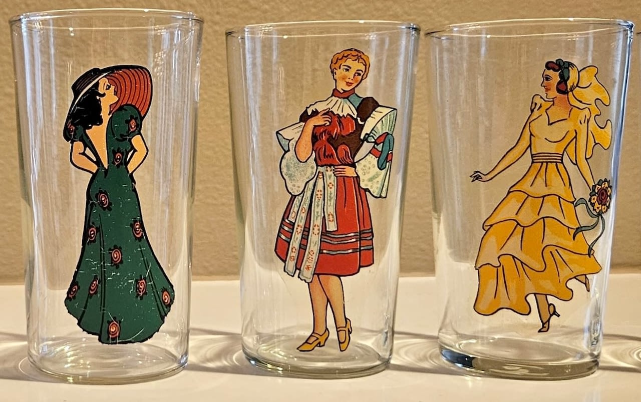 These cocktail glasses have a naughty side. What are they worth?