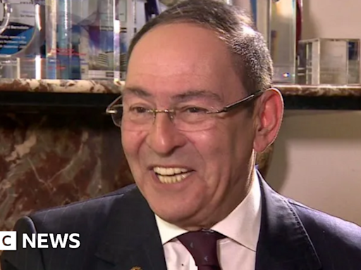 Sir Howard Bernstein: Man who led regeneration of Manchester dies