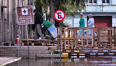 La cota del río baja ligeramente en Porto Alegre después de acercarse a niveles máximos