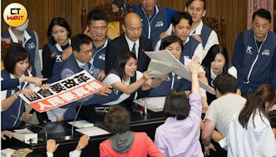 國會擴權法案如三讀通過 政院視通過版本不排除「先覆議再釋憲」