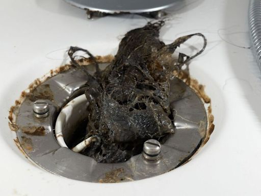 Vinegar and baking soda does not unblock drains - use plumber’s better method