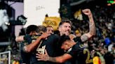 LAFC golea 5-2 a Whitecaps; Union se impone 3-1 a diezmado Revolution en playoffs de MLS