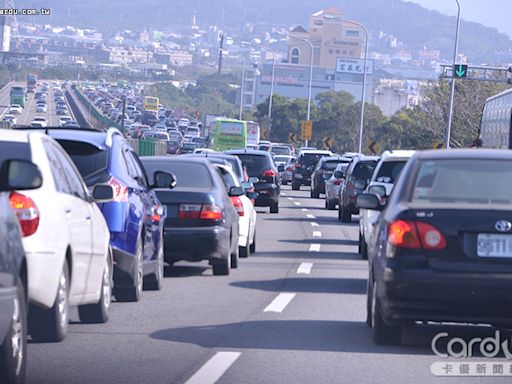 端午首日國道車流1.4倍 清晨0到5時暫停收費