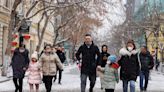 China's Xian sends 'sweet love' messages to encourage babymaking