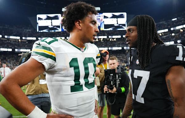 Davante Adams on Packers' Jordan Love's growth: 'That boy kind of balling right now'