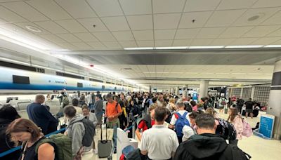 Denuncian que hay 1000 argentinos varados en Estados Unidos por cancelaciones de vuelos de American Airlines