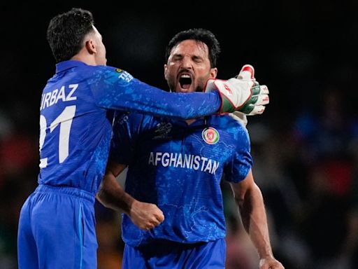 AFG Vs BAN: Gulbadin Naib Fakes Injury On Cue, Becomes First Cricketer 'To Die And Come Back To Life...