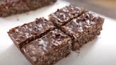 Make Your Own Chocolate Crunch Bars With Just 2 Ingredients