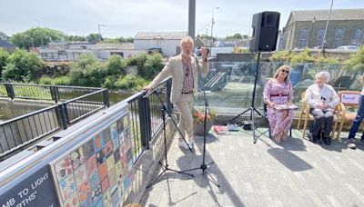 Covid memorial in Bandon unveiled by Graham Norton